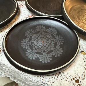 Nugu Reflection Collection Handmade Plates